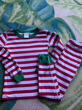 Hanna Andersson Red & White Striped Pajama Set with Green Trim